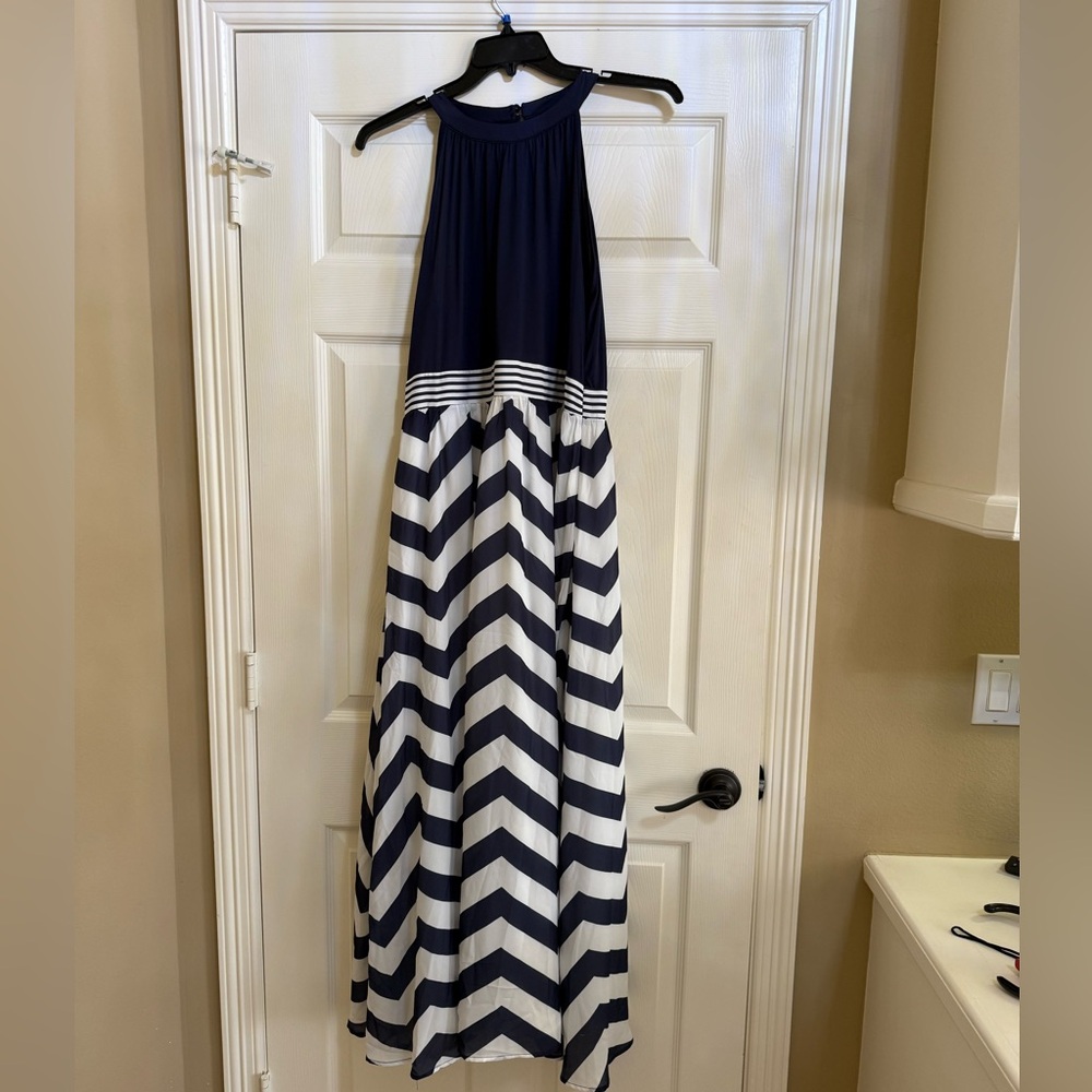 NWOT Navy and White Chevron Maxi Dress